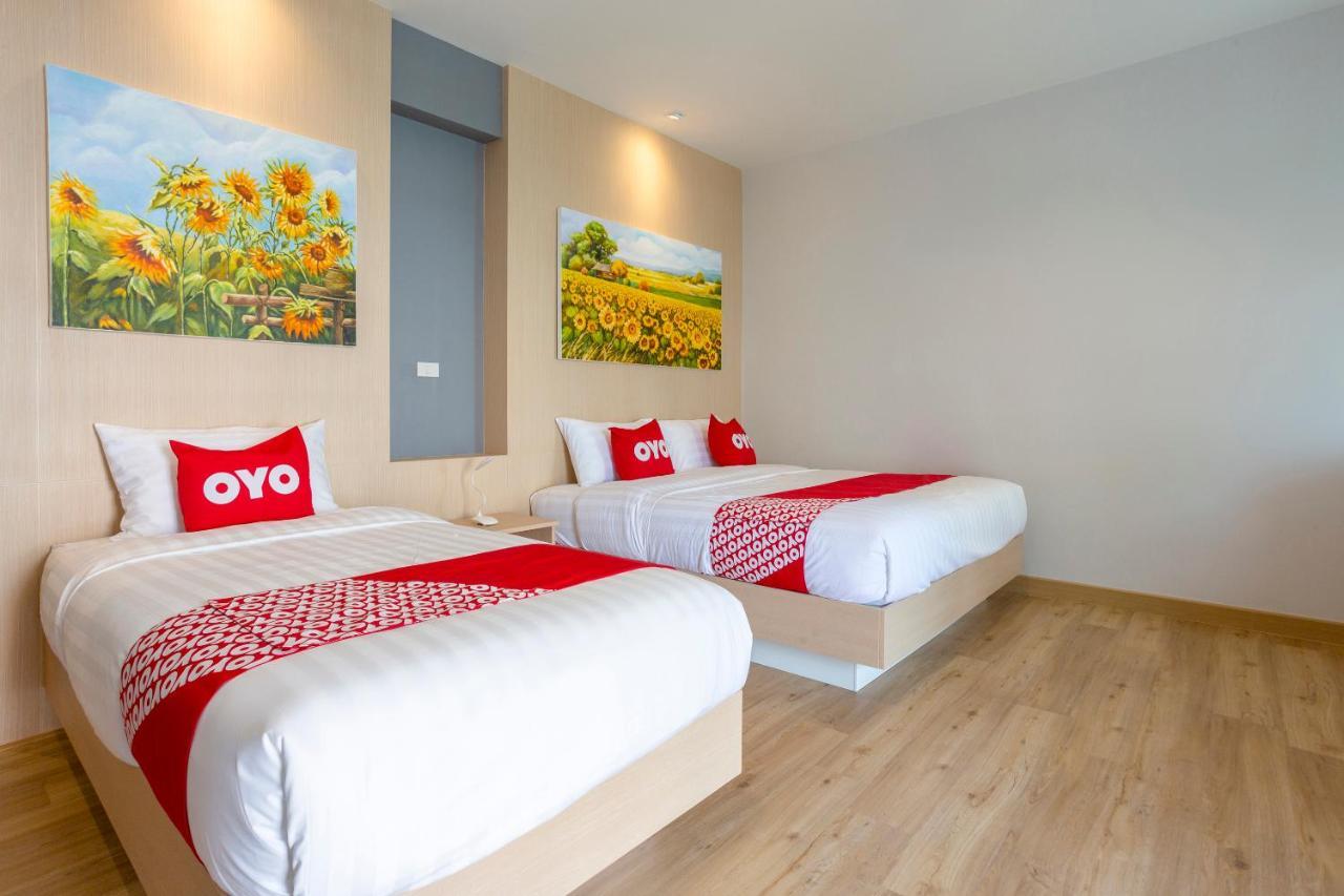 Oyo 1053 Bloom Guest House Чіангмай Екстер'єр фото