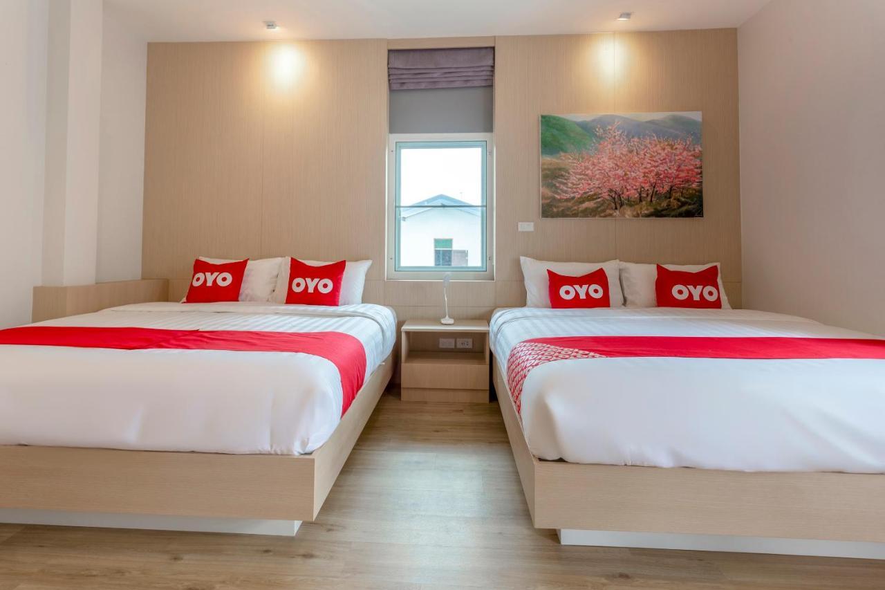 Oyo 1053 Bloom Guest House Чіангмай Екстер'єр фото
