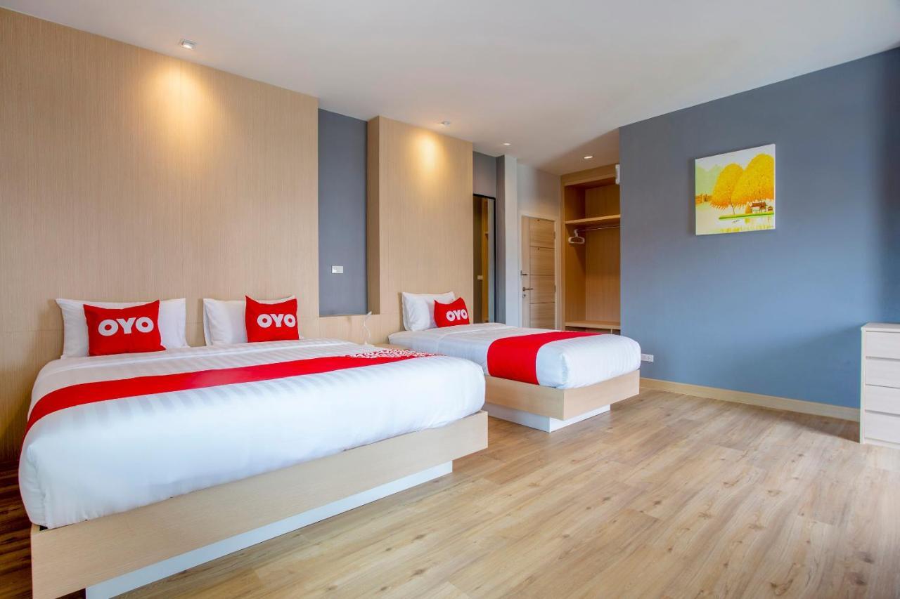 Oyo 1053 Bloom Guest House Чіангмай Екстер'єр фото