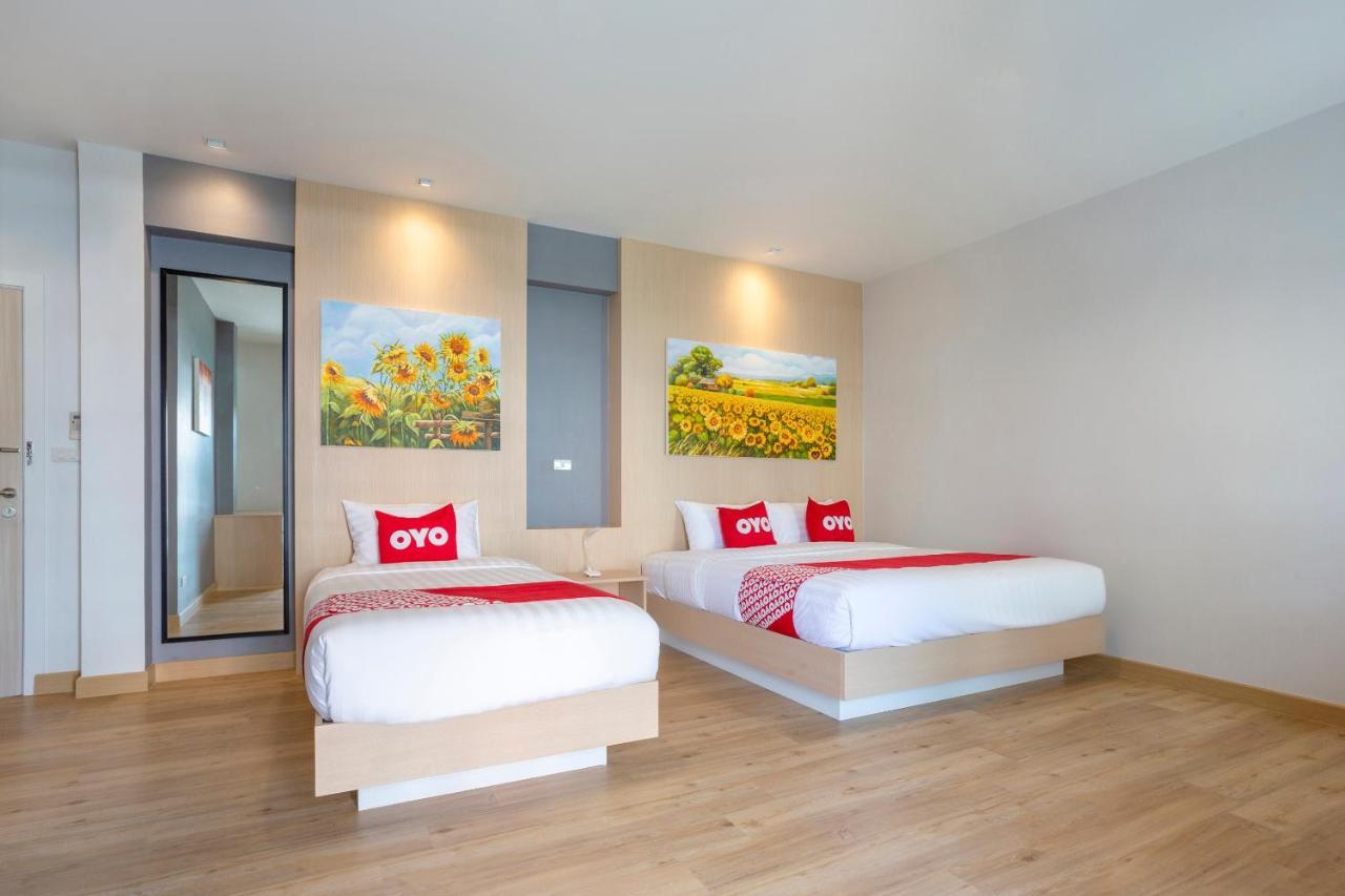 Oyo 1053 Bloom Guest House Чіангмай Екстер'єр фото