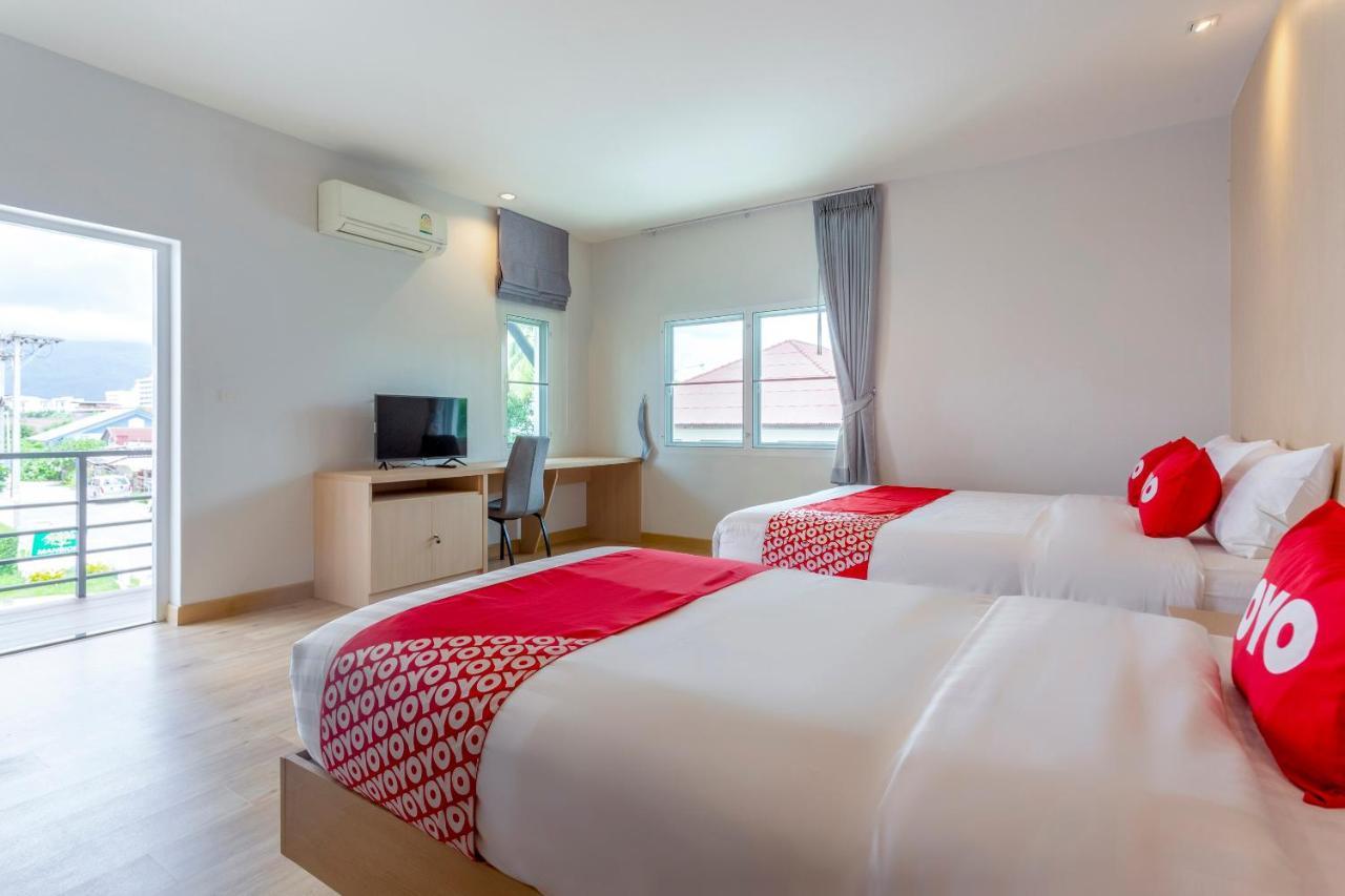 Oyo 1053 Bloom Guest House Чіангмай Екстер'єр фото