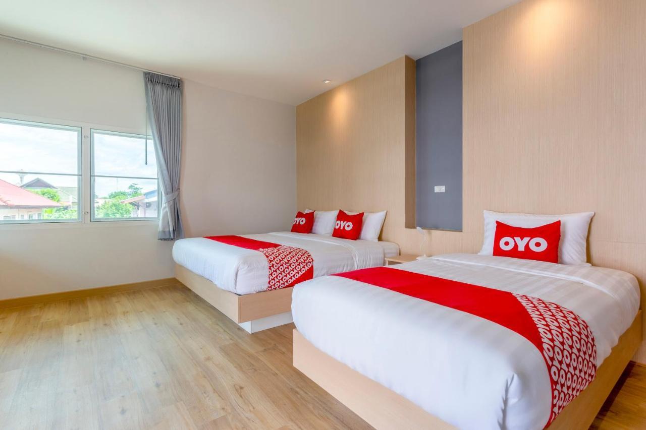 Oyo 1053 Bloom Guest House Чіангмай Екстер'єр фото
