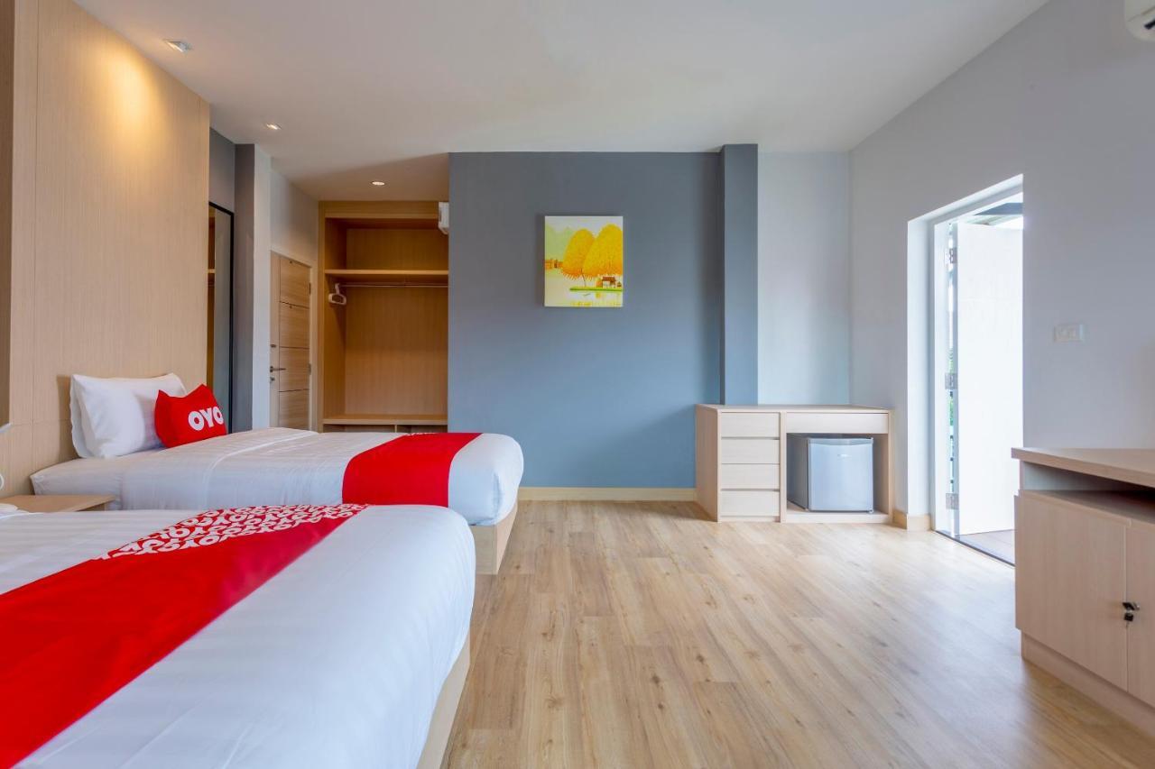 Oyo 1053 Bloom Guest House Чіангмай Екстер'єр фото