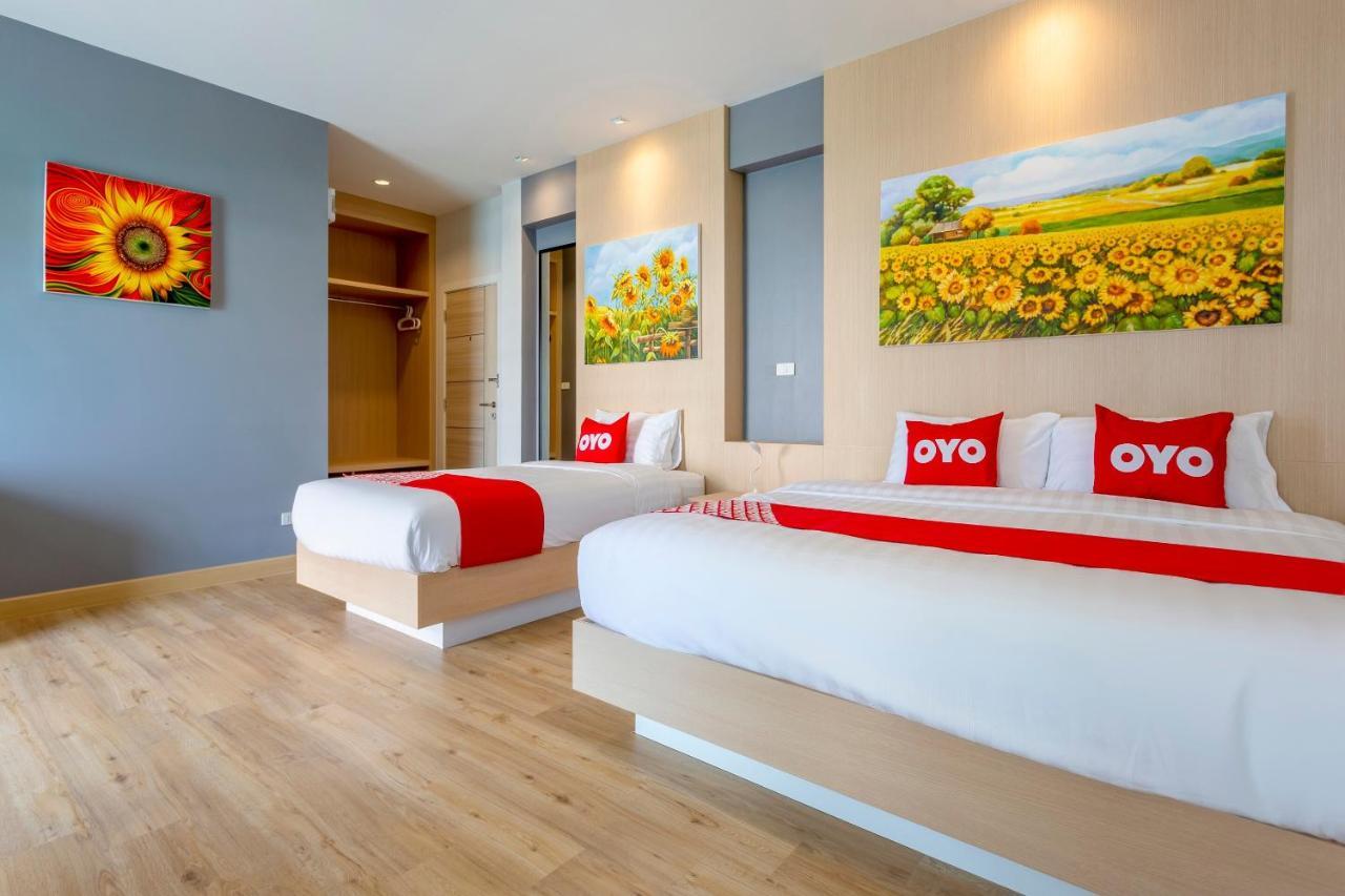 Oyo 1053 Bloom Guest House Чіангмай Екстер'єр фото