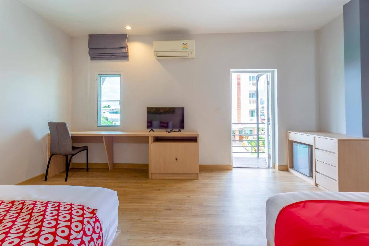 Oyo 1053 Bloom Guest House Чіангмай Екстер'єр фото