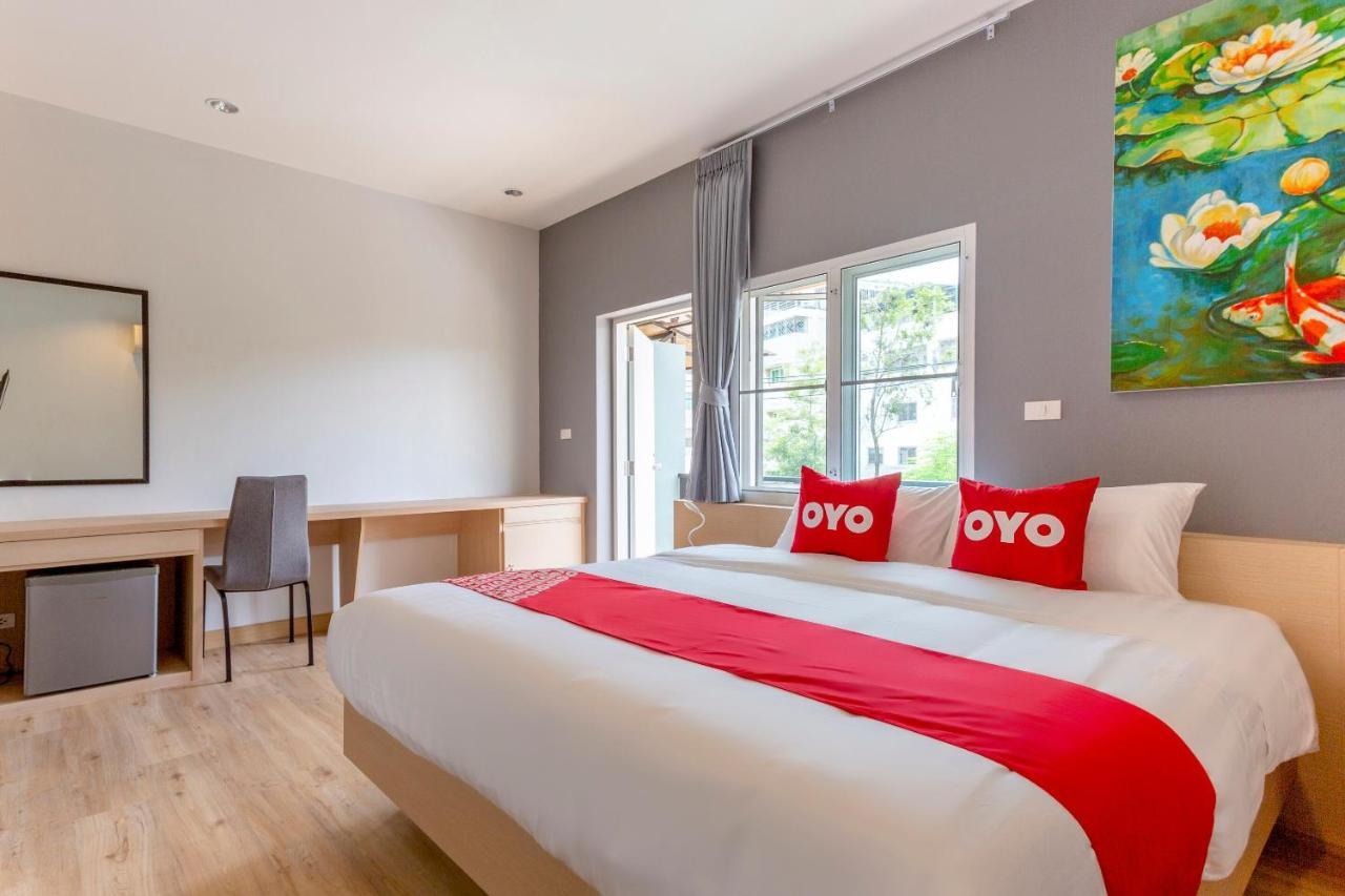 Oyo 1053 Bloom Guest House Чіангмай Екстер'єр фото